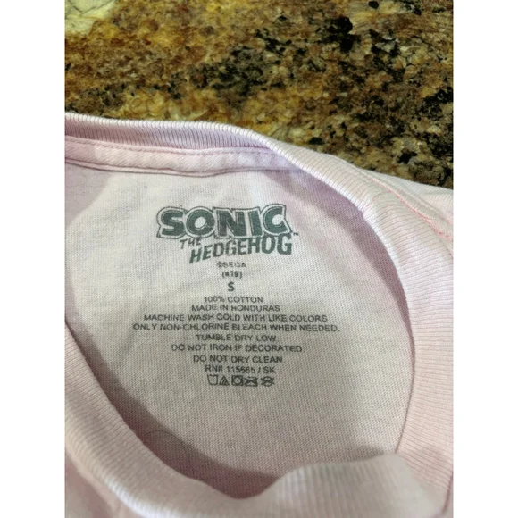 Sonic the Hedgehog Japanese Graphic Tee - Picture 3 of 3